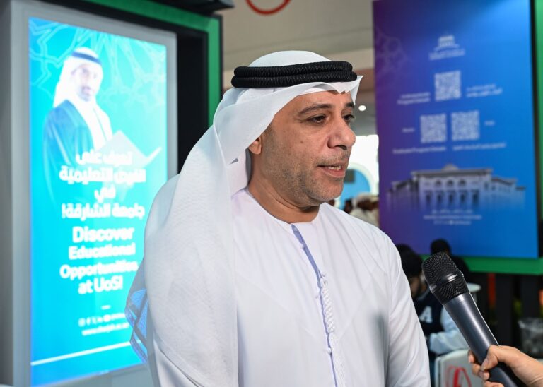 جامعتا الإمارات والشارقة تستعرضان أبرز برامجها في “نجاح أبوظبي 2025″