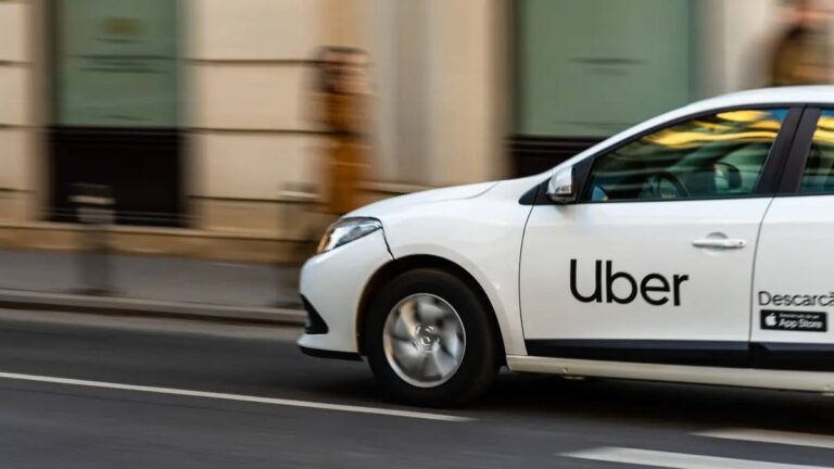 أوبر تخطط لنشر 100 ألف مركبة ذاتية القيادة بالتعاون مع إنفيديا أوبر تخطط لنشر 100 ألف مركبة ذاتية القيادة بالتعاون مع إنفيديا