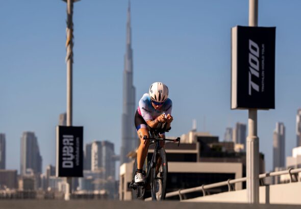 الإعلان عن القائمة النهائية لنجوم العالم في”ترايثلون دبي T100″