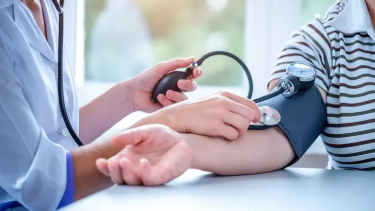 خضراوات شائعة يمكن أن تخفض ضغط الدم خلال أسبوعين خضراوات شائعة يمكن أن تخفض ضغط الدم خلال أسبوعين