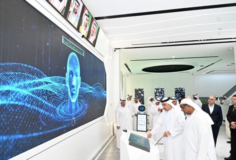 الوفود المشاركة في مؤتمر الفجيرة الدولي للتعدين تطلع على أنظمة المركز الرقمي الوفود المشاركة في مؤتمر الفجيرة الدولي للتعدين تطلع على أنظمة المركز الرقمي