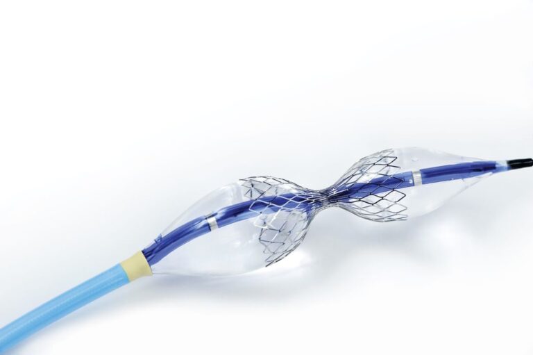 Cleveland Clinic Abu Dhabi Implants First Device to Treat Severe Angina