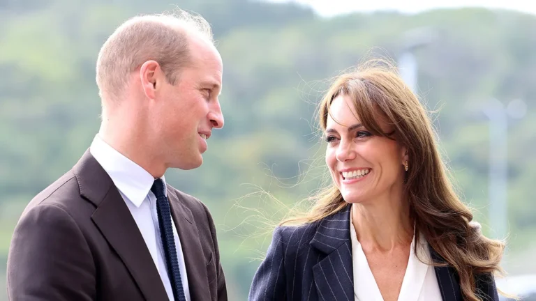 Surprise Love Declaration to Kate Middleton on Official Visit