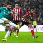 Liverpool beat Sunderland through Van’s goal